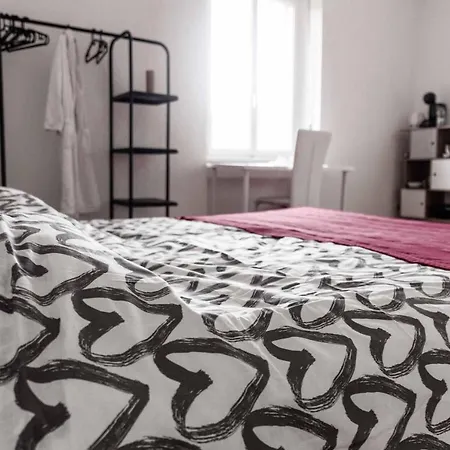 Гостьовий будинок The Attic - Your Space In The City Лугано