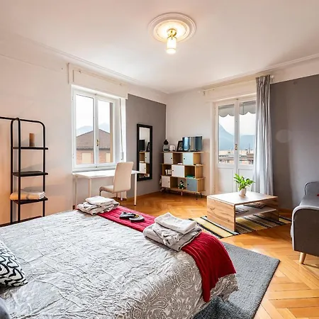 Гостьовий будинок The Attic - Your Space In The City Лугано