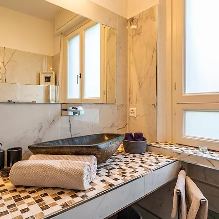 The Attic - Your Space In The City Лугано